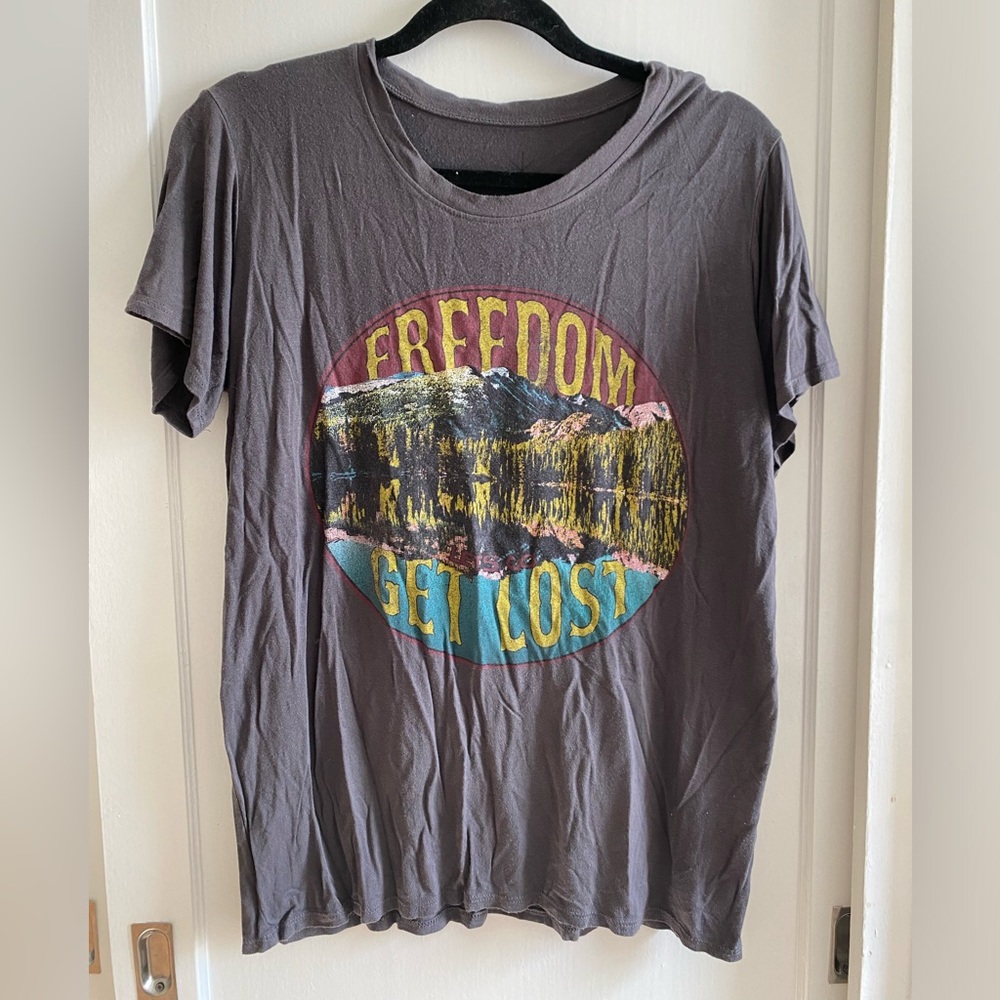 Graphic tee